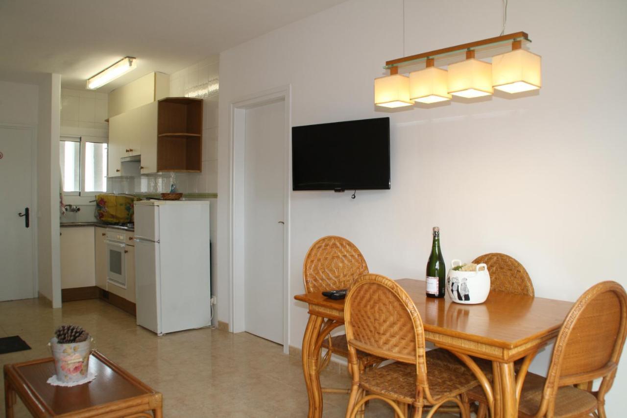 Apartaments Margarita Sabina Pinell Platja d'Aro Exterior foto
